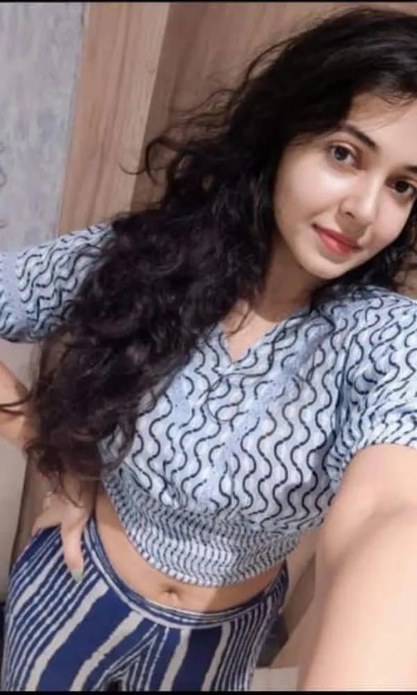 Meera college escort girl Mumbai