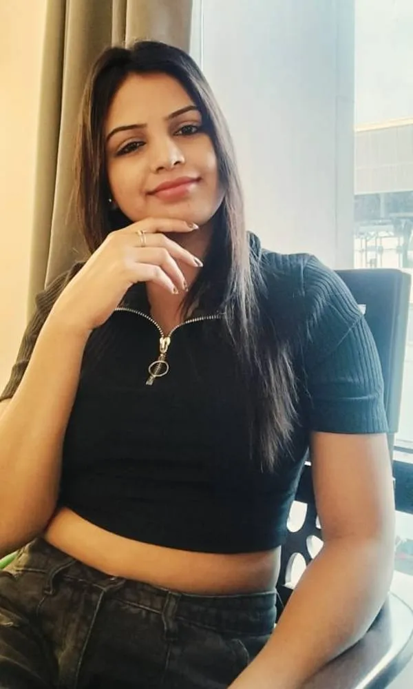Pooja independent escort in Mumbai